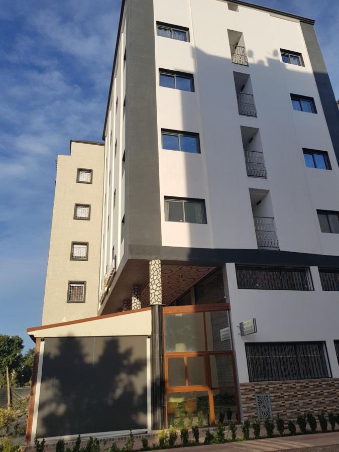 Zellaka Hotel & Cafe Kourigha Exterior foto